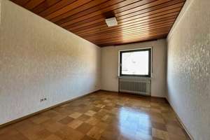 Wohn- und Geschäftshaus mit großzügigen Wohneinheiten und Gewerbefläche – Die vollständige Adresse der Immobilie erhältst du vom Anbieter., 72813 Sankt Johann – Vorschaubild 10