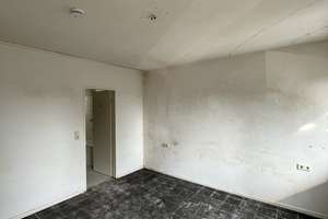 Sanierungsbedürftige 2-Zimmer Erdgeschosswohnung in Düsseldorf-Lohausen – Niederrheinstraße 185, 40474 Lohausen, Düsseldorf – Vorschaubild 11