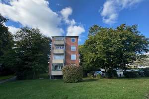 Moderne 4 Zimmer-Eigentumswohnung am Eichelkamp in Klinik, City, VW AG nähe! 2 Balkone Ost-Süd!