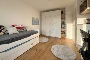 WESTHEIM: Elegantes Reihenhaus komplett saniert mit Garage – Die vollständige Adresse der Immobilie erhältst du vom Anbieter., 86356 Neusäß – Vorschaubild 9