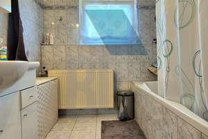 Zweifamilienhaus mit Gartenidylle und zwei Wohneinheiten – vielseitig nutzbar – Die vollständige Adresse der Immobilie erhältst du vom Anbieter., 71560 Sulzbach an der Murr – Vorschaubild 25