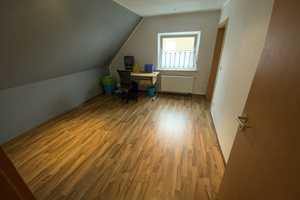 GROßES EINFAMILIENHAUS MIT GARAGEN (INKL. GRUBE), GARTEN UND GEWÄCHSHAUS
 – Unna (Kreis) – Vorschaubild 24