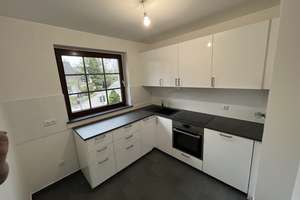 Schöne 4 Zimmerwohnung mit Balkon und Tiefgarage  – Schönsberg 1a, 22395 Sasel, Hamburg – Vorschaubild 4