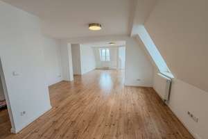 Exklusive 3,5 Zimmer-Wohnung mit Ankleide in zentraler Lage – Kölner Str. 73-77, 42651 Solingen-Mitte, Solingen – Vorschaubild 3