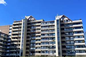 Helle 3-Zimmer-Wohnung mit Weitblick und Stellplatz in Köln-Weiden