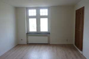 Charmante Altbauwohnung im Grünen – 3-Zimmer-Wohnung mit offener EBK auf ca. 95 m² – Kurvenstraße 34, 42399 Langerfeld-Beyenburg, Wuppertal – Vorschaubild 11