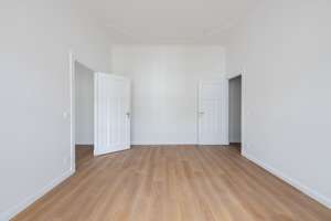 Bezugsfertig: Stilvolle 2-Zimmer-Wohnung mit Balkon I Aufzug I saniert und ruhig – Markelstrasse 38a, 12163 Steglitz, Berlin – Vorschaubild 3