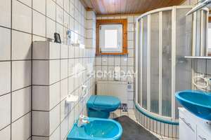 Investitionsmöglichkeit: 3-Familienhaus mit guter Rendite & gepflegter Ausstattung in toller Lage – Die vollständige Adresse der Immobilie erhältst du vom Anbieter., 78098 Triberg im Schwarzwald – Vorschaubild 15