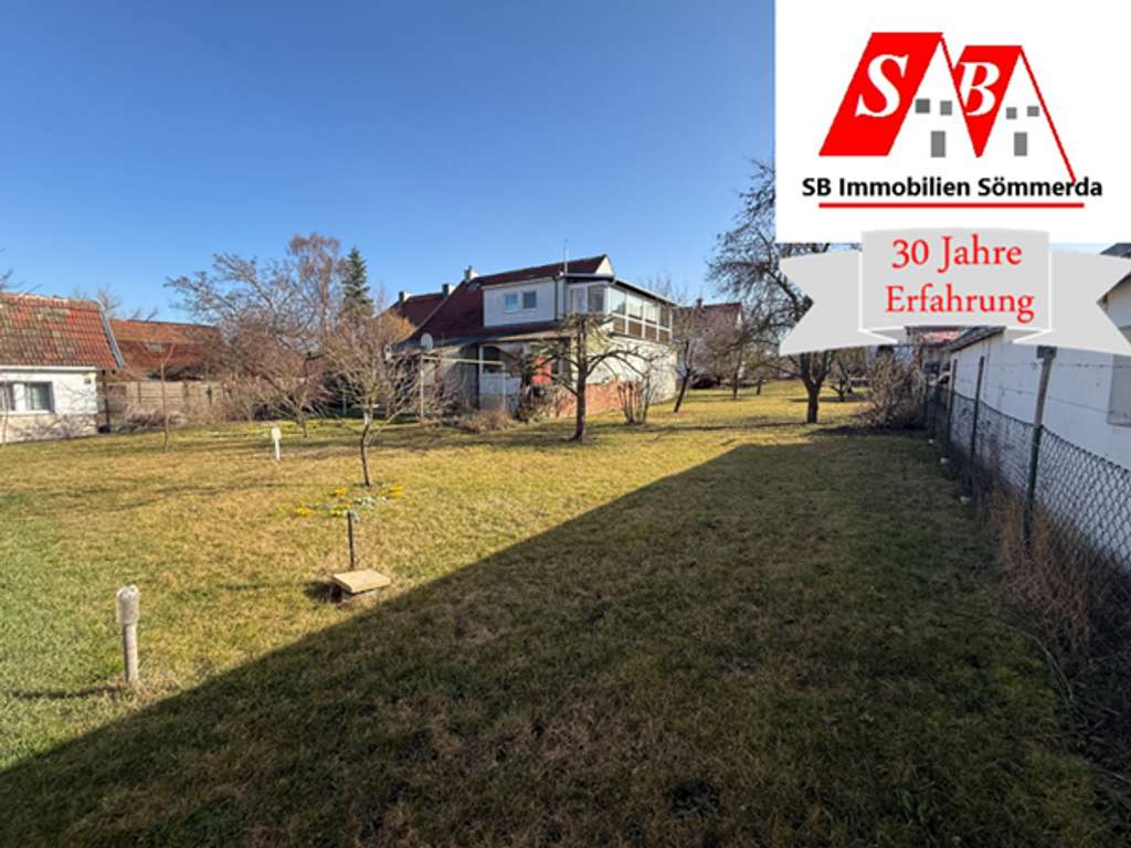 Immobilie in Sömmerda - Einfamilienh. mit  1867 m² Grundstück  u. zwei kleineren Gebäuden zu  verkaufen! - Bild 0