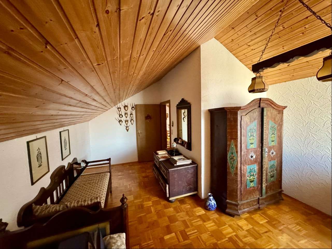 Immobilie in Tittmoning - Handwerker und Naturliebhaber aufgepasst: Mit Kreativität zum Traumhaus! - Bild 6