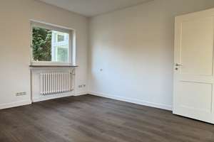 Wohnen am Wald: 4,5-Zimmer-Wohnung in Stuttgart-Sonnenberg – Die vollständige Adresse der Immobilie erhältst du vom Anbieter., 70597 Sonnenberg, Stuttgart – Vorschaubild 4
