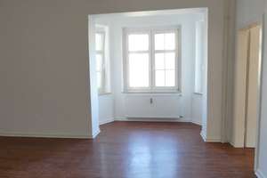 ** Großzügige 2-Zi-Altbauwohnung mit geräumiger Wohnküche im beliebten Luisenhof ** – 45145 Frohnhausen, Essen – Vorschaubild 5