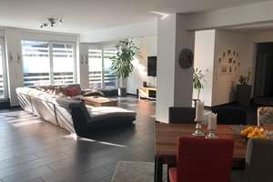 Moderne Erdgeschosswohnung mit großen Balkon m Herzen Duisburgs