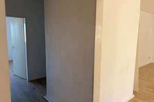 **FRISCH RENOVIERT** Helle 4-Zimmer-Wohnung mit BALKON in Solingen – Jaspersstraße 9, 42719 Wald, Solingen – Vorschaubild 18