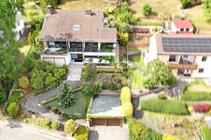 Wohnhaus mit Panoramablick zur Plassenburg!
 – Die vollständige Adresse der Immobilie erhältst du vom Anbieter., 95326 Kulmbach – Vorschaubild 2