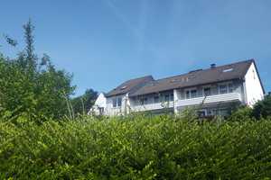 Doppelhaushälfte & Reihenendhaus im Gesamtpaket auf den Höhen von Wuppertal – Hans-Böckler-Straße 96 & 98, 42111 Wuppertal – Vorschaubild 3