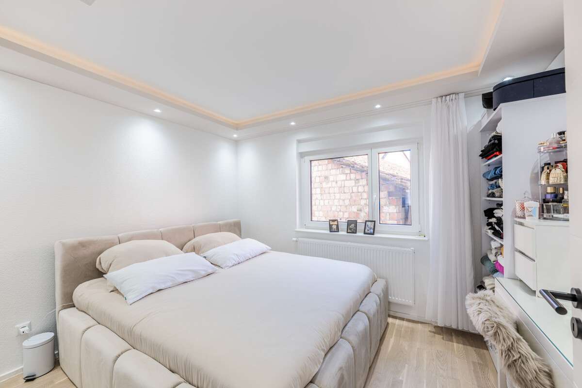 Immobilie in Hilzingen - Stilvoll saniert! 
Doppelhaushälfte mit zwei Wohneinheiten - Bild 15