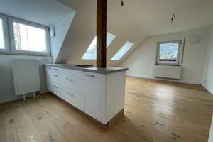 Dachgeschoßwohnung mit Grundfläche von 132,8 qm, 2 X Homeoffice, Komplettsanierung (Neubauniveau) – Mühlrain 36, 70180 Weinsteige, Stuttgart – Vorschaubild 10