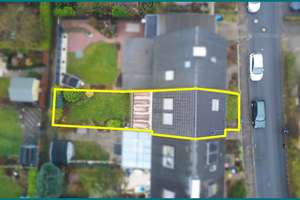 Wohnen oder investieren? Hier geht beides.
Charmantes Reihenmittelhaus am Kalkhügel! – Die vollständige Adresse der Immobilie erhältst du vom Anbieter., 49080 Kalkhügel, Osnabrück – Vorschaubild 2