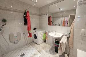Rendite Potenzial- Nähe Wildpark, 2-Zimmer-Wohnung, zwei Balkone, Aufzug – Die vollständige Adresse der Immobilie erhältst du vom Anbieter., 4277 Connewitz, Leipzig – Vorschaubild 5
