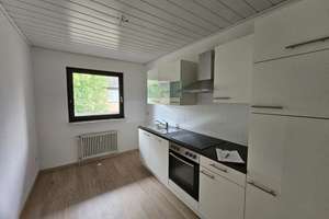 Charmante Dachgeschosswohnung mit großem Balkon in gepflegter Reihenhausanlage – Die vollständige Adresse der Immobilie erhältst du vom Anbieter., 26131 Eversten, Oldenburg (Oldenburg) – Vorschaubild 4