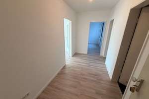 Helle und moderne 2-Zimmer-Wohnung mit Balkon! – Nahariyastr. 29, 12309 Lichtenrade, Berlin – Vorschaubild 2