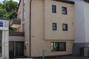 von privat: Gepflegtes Einfamilienhaus mit Einliegerwohnung in Zentrumslage von Stuttgart-Birkach – Birkheckenstraße 17a, 70599 Birkach-Nord, Stuttgart – Vorschaubild 2