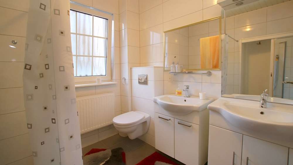 Immobilie in Edewecht - Ein-/Zweifamilienhaus mit großzü. Garten, Garage sowie abtrennbarem Bauplatz in Edewecht-Osterscheps - Bild 11