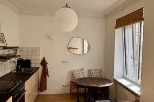 MAXVORSTADT - HELLE sanierte Altbau Wohnung mit großem Balkon – Schleißheimerstrasse 50, 80801 München – Vorschaubild 3
