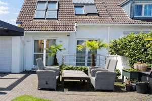 Krefeld-Fischeln: Modernes Familienzuhause mit hochwertiger Ausstattung und sonnigem Garten – Die vollständige Adresse der Immobilie erhältst du vom Anbieter., 47807 Fischeln, Krefeld – Vorschaubild 2