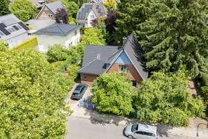 Familienfreundliche Villa mit großem Grundstück und zwei Terrassen am Saseler Markt – Die vollständige Adresse der Immobilie erhältst du vom Anbieter., 22393 Sasel, Hamburg – Vorschaubild 37