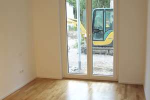 Moderne Gartenoase in Augsburg-Göggingen: Stilvolle 2-Zimmer-Wohnung mit Komfort-Bad & Terrasse – Butzstraße 31, 86199 Göggingen-Süd, Augsburg – Vorschaubild 5