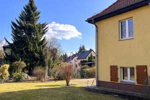 ***Charmante Doppelhaushälfte mit 65 qm Ausbaureserve im Dach und viel Platz für IHRE Kreativität***