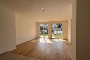 Wohnkomfort + Qualität ! - Hochwertig ausgestattete 3-Zimmer-Erdgeschosswohnung mit sonnigem Garten – Reigersbachstraße 22c, 80995 Lerchenau-West, München – Vorschaubild 13