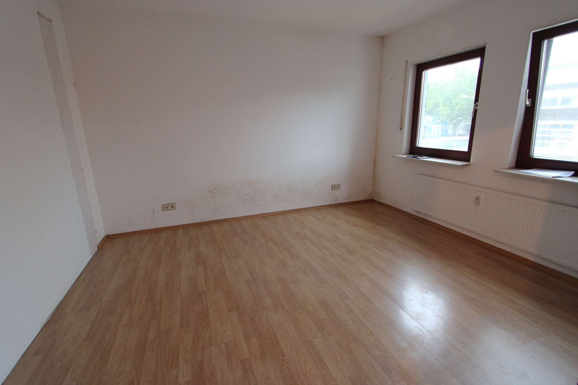 2-Zimmerwohnung mit Balkon und Stellplatz in Offenbach, Offenbach am Main – Bild 3