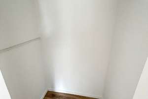 Traumhafte 4 Zimmer Wohnung mit Durchgangszimmer und großem Balkon am Martin Donandt Platz – Die vollständige Adresse der Immobilie erhältst du vom Anbieter., 27568 Mitte, Bremerhaven – Vorschaubild 8