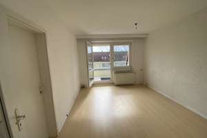 Dachgeschosswohnung in der Erfurter Altstadt mit zwei Balkonen – Müllersgasse 7, 99084 Altstadt, Erfurt – Vorschaubild 4