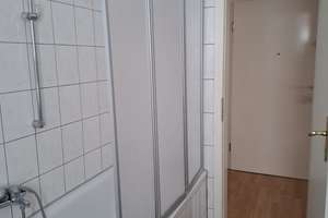 Attraktive Wohnung mitten im Herzen von Erfurter Altstadt -  nicht als WG nutzbar !!! – Stauffenbergallee 30, 99085 Krämpfervorstadt, Erfurt – Vorschaubild 9