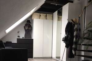 Großzügige Einzimmer-DG-Wohnung in WIESBADEN-BIERSTADT ab sofort – Die vollständige Adresse der Immobilie erhältst du vom Anbieter., 65191 Bierstadt, Wiesbaden – Vorschaubild 3