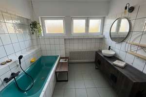 Familienhaus mit Einliegerwohnung & Traumgarten – Wiesbaden-Delkenheim – Die vollständige Adresse der Immobilie erhältst du vom Anbieter., 65205 Delkenheim, Wiesbaden – Vorschaubild 8