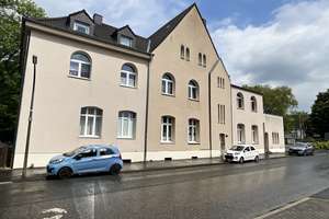 *** ATTRAKTIVES, VOLLVERMIETETES MEHRFAMILIENHAUS ZUR KAPITALANLAGE UND SELBSTNUTZUNG! *** – Die vollständige Adresse der Immobilie erhältst du vom Anbieter., 44359 Mengede (Ortsteil), Dortmund – Vorschaubild 2