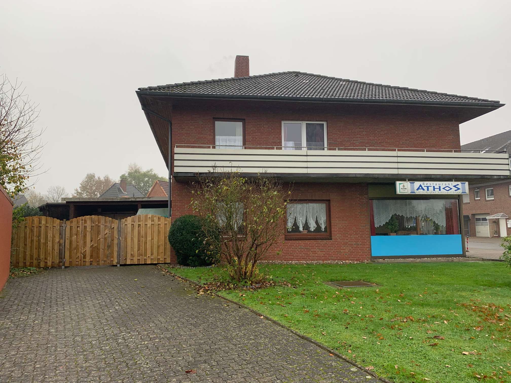 Gepflegtes Walmdachhaus mit 2 Wohneinheiten und Gewerbeeinheit in 25560 Schenefeld., Steinburg Kreis – Bild 3