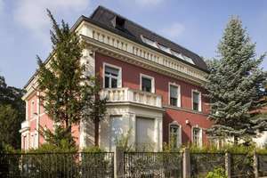 Villa zum Ersteigern: Aufteilen/vermieten/selber wohnen.
Beeindruckende Jugendstil-Villa aus den 19