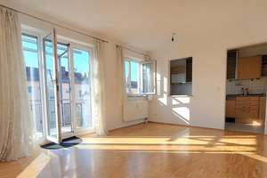 Grün. Ruhig. Zentral: Charmante -Erbpacht- 2-Zimmer-Wohnung am Park (provisionsfrei)