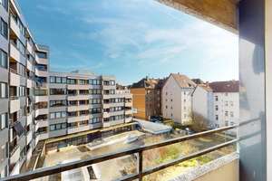 Schöne drei-Zimmer-Wohnung mit zwei Balkonen in zentraler Lage! sofort frei!