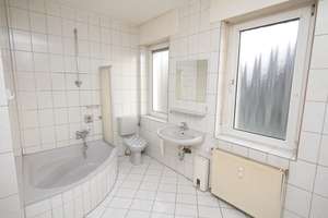 Gepflegte, sehr geräumige und effizient geschnittene 3,5-Raum-Maisonette mit Balkon – Polsumer Str. 182, 45896 Hassel, Gelsenkirchen – Vorschaubild 5