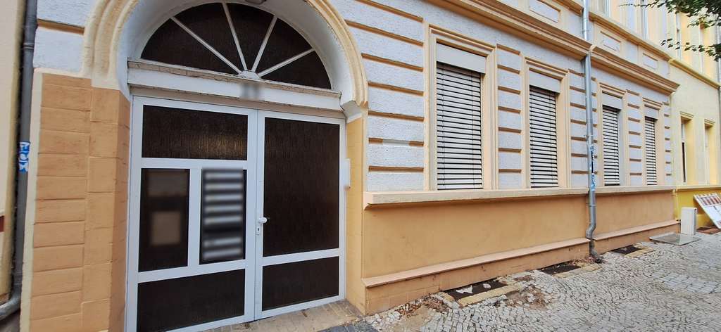 Immobilie in Köthen (Anhalt) - Mehrfamilienhaus mit Anbau und Hinterhaus  in Köthen zu verkaufen - Bild 2