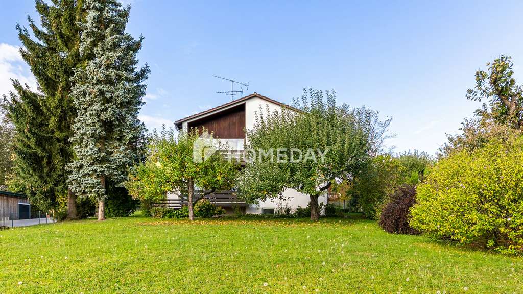 Immobilie in Schöllnach - Geräumiges Einfamilienhaus mit großem Grundstück – ideal für Familien mit Platzbedarf
 - Bild 1