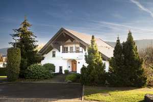 Einfamilienhaus mit Eleganz & Wohnkomfort trifft Landhausluxus – Ihr exklusives Refugium in Wehingen – Tuttlingen (Kreis) – Vorschaubild 2