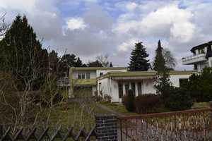 Abriss mit Neubebauung 
oder komplette Sanierung notwendig - 
Haus v. 1968, schöne Gartenanlage! – Berlin – Vorschaubild 13